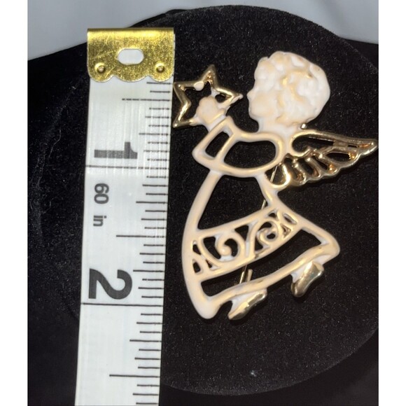 Vintage 80s Angel Brooch Pin Gold Tone White Enamel Holiday Christmas Star - Picture 1 of 3